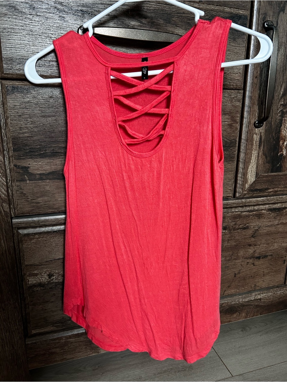 Splash | Coral Red Tank Top - Picture 2 of 3